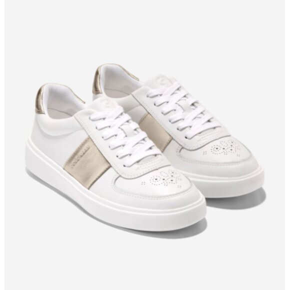 NWT- Cole Haan  White Leather Sneaker, Stylish and comfy, Women 7.5 - Picture 1 of 1